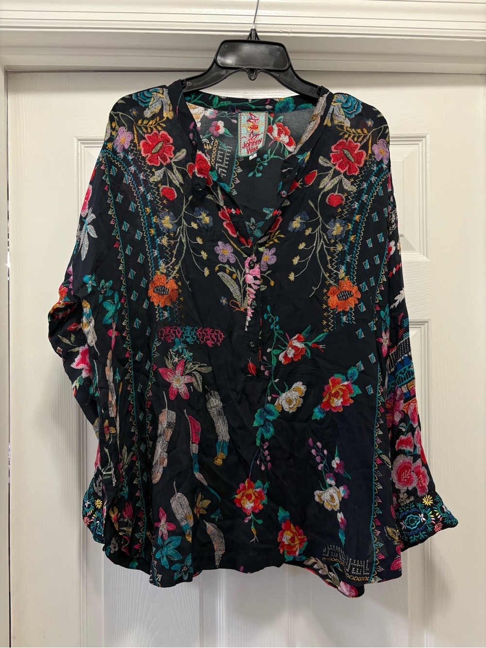 Johnny Was Ellamo Boxy Black Floral Embroidered V-Neck Blouse Top